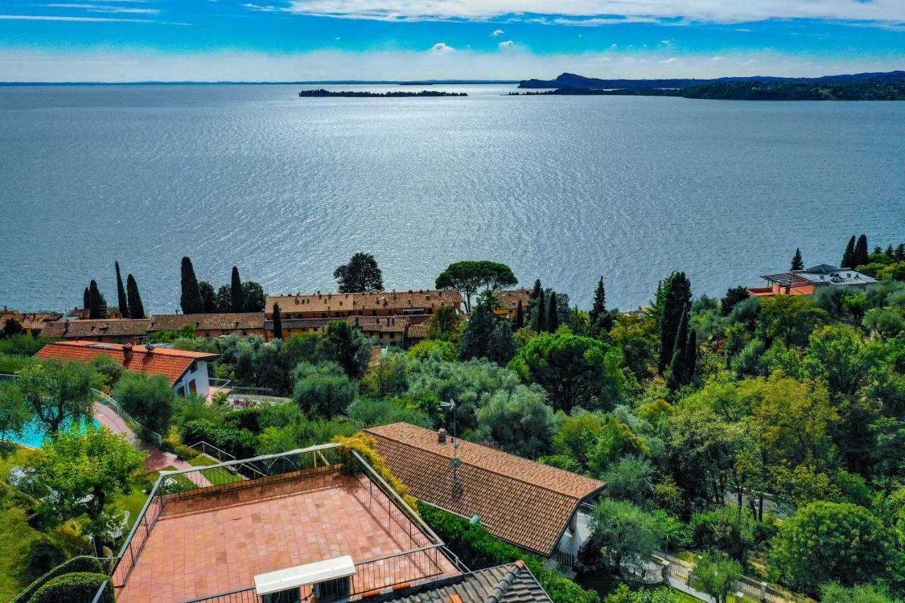 La Villa Fasano Gardone Riviera Exterior photo